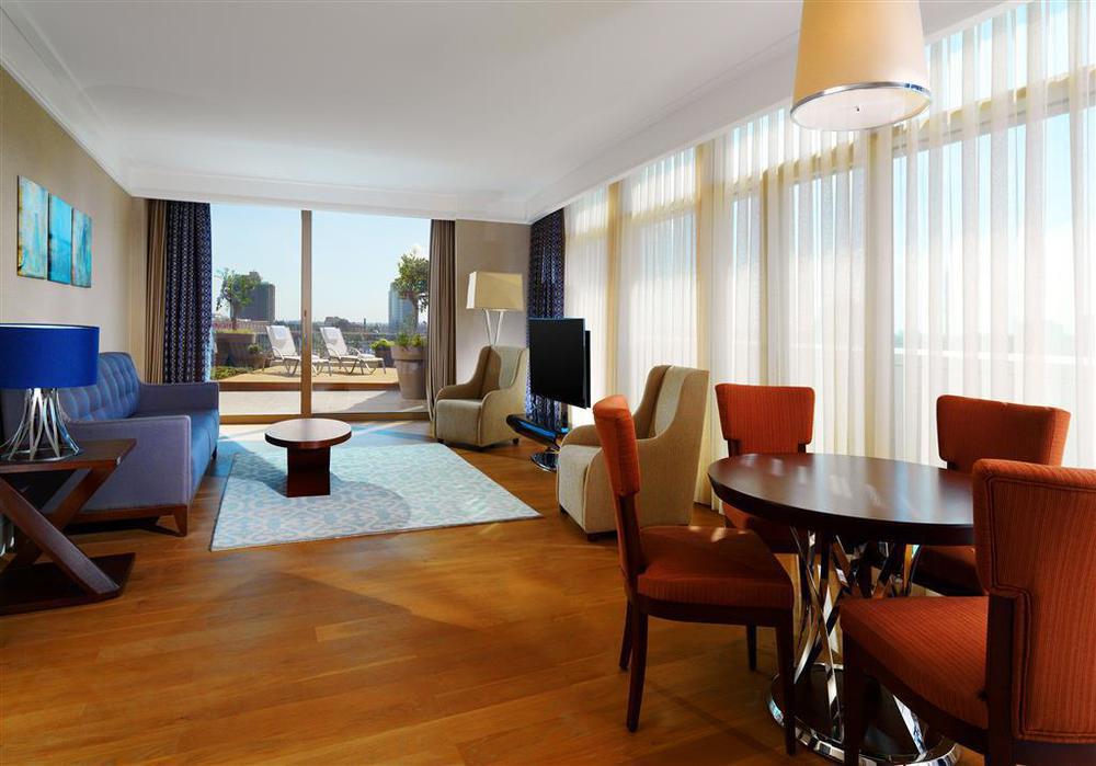 Sheraton Grand Adana Habitación foto