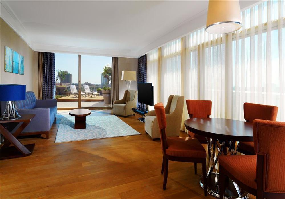 Sheraton Grand Adana Habitación foto