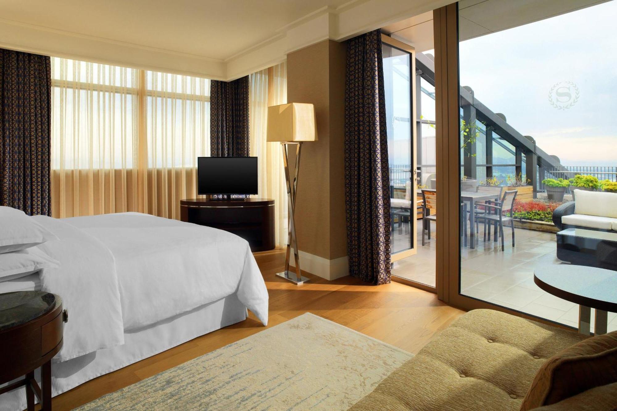 Sheraton Grand Adana Exterior foto